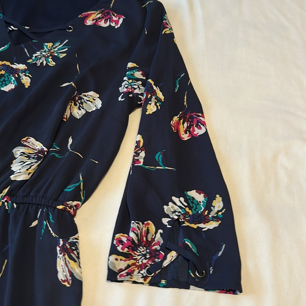 Women’s Maurice’s Floral Dress Size Medium - Picture 4 of 7